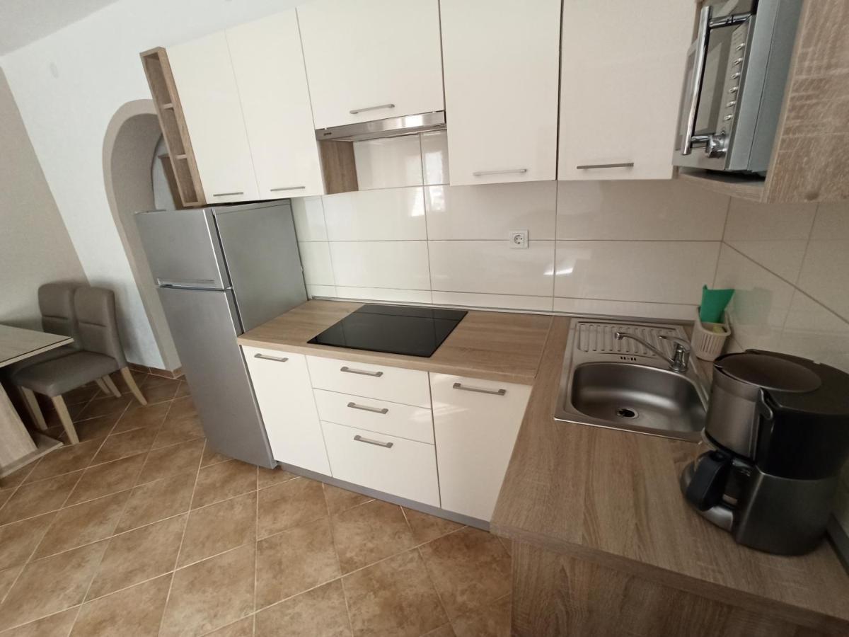 Apartmani Vesna คิร์ก ภายนอก รูปภาพ